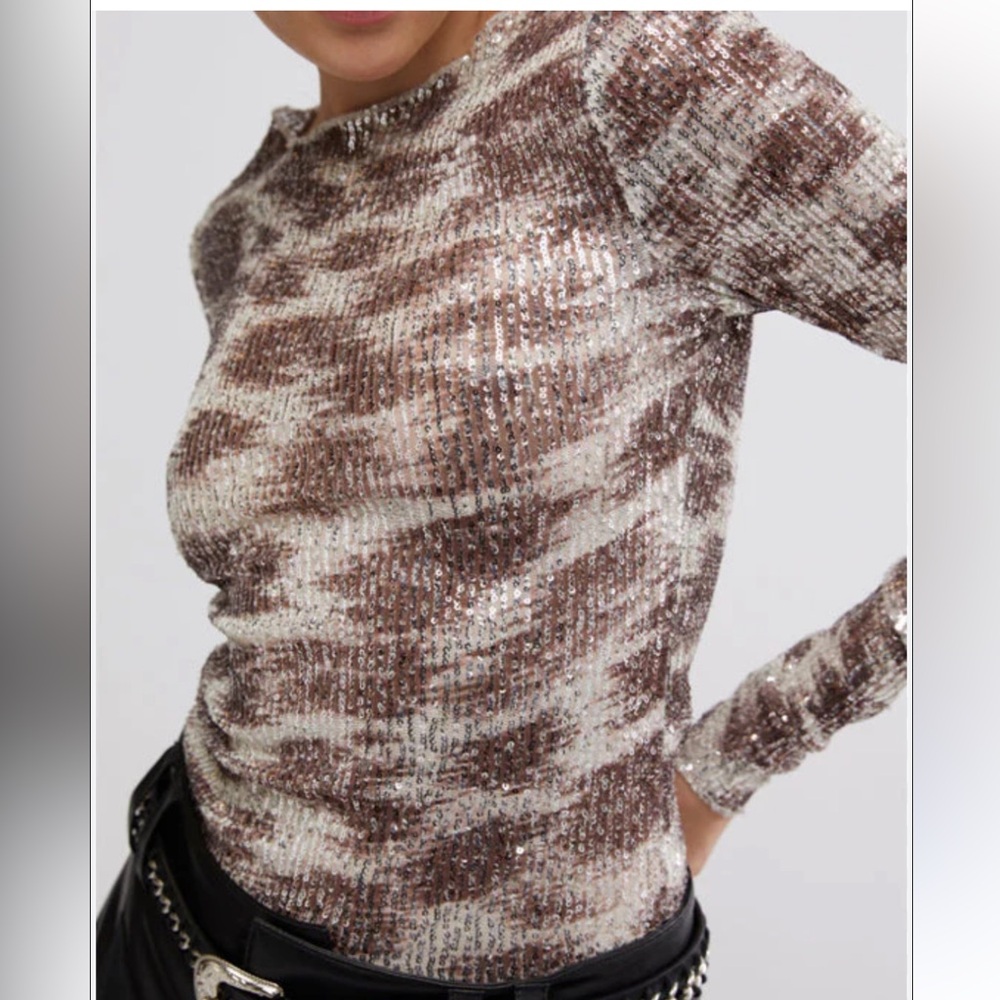 FREE PEOPLE PRINTED GOLD RUSH LONG SLEEVE ALABASTER COMBO SEQUIN TOP size XS